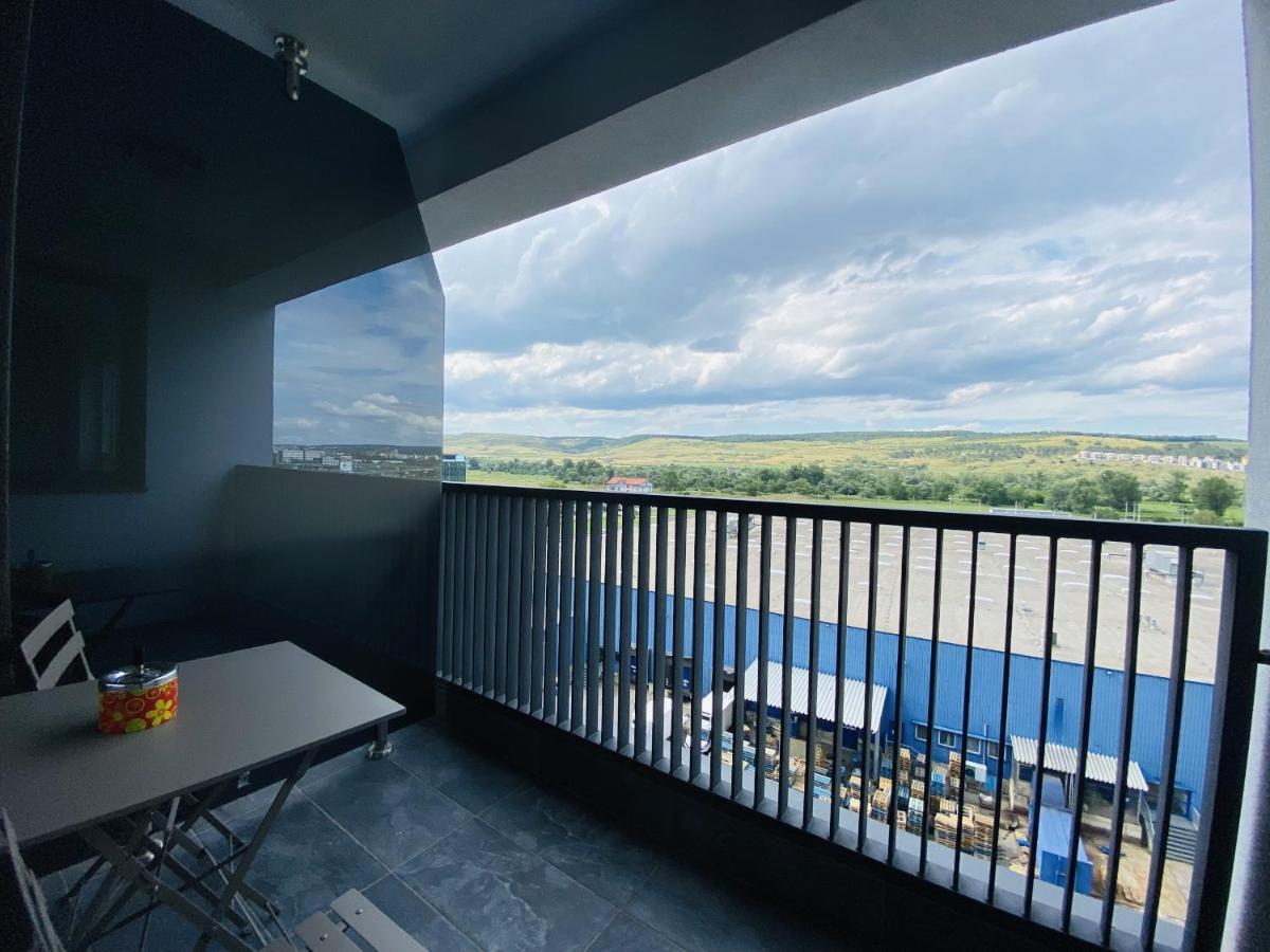 Deluxe Apartment With Balcony And Private Parking In Colvmna Residence Kluż-Napoka Zewnętrze zdjęcie