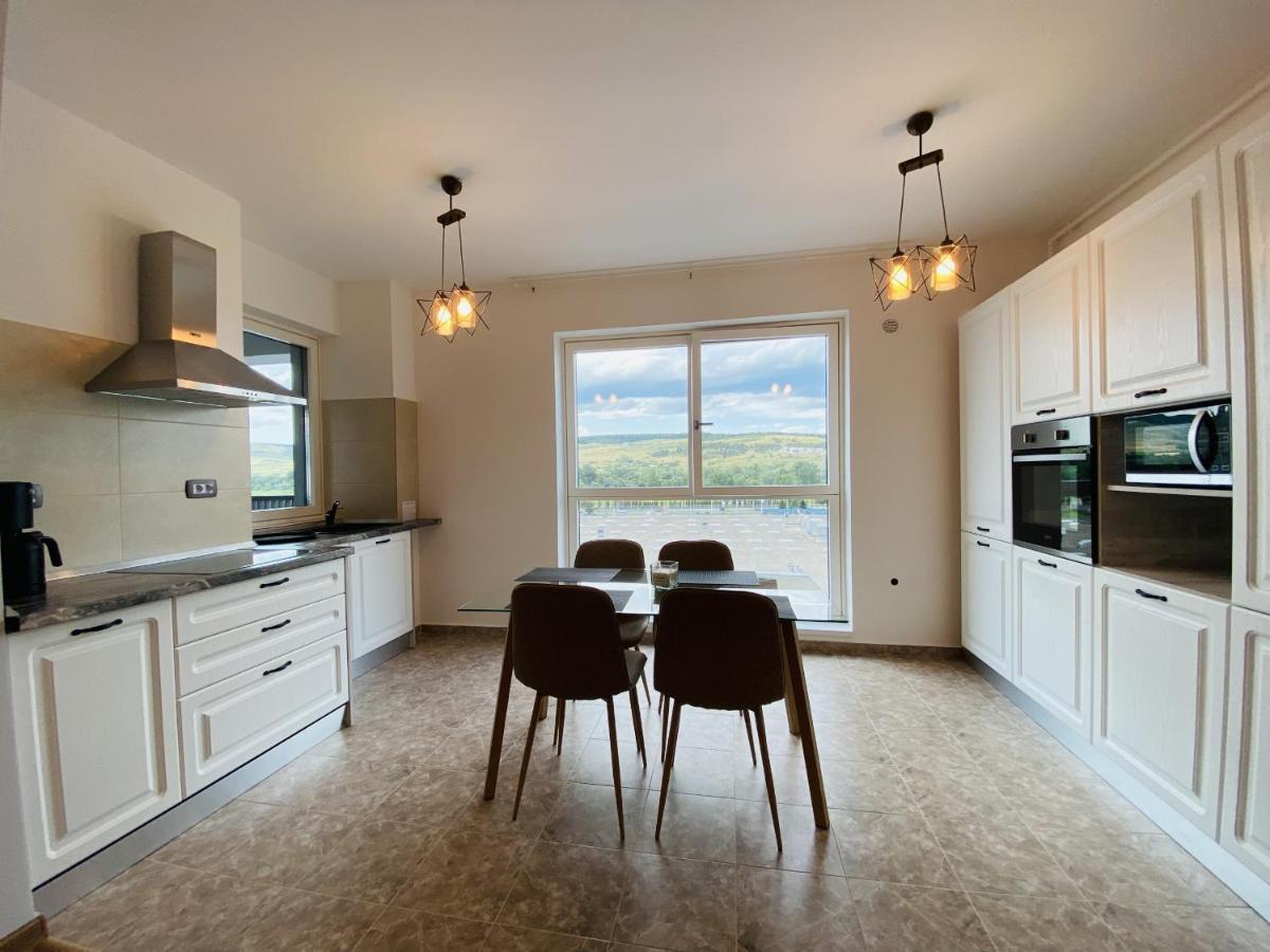 Deluxe Apartment With Balcony And Private Parking In Colvmna Residence Kluż-Napoka Zewnętrze zdjęcie