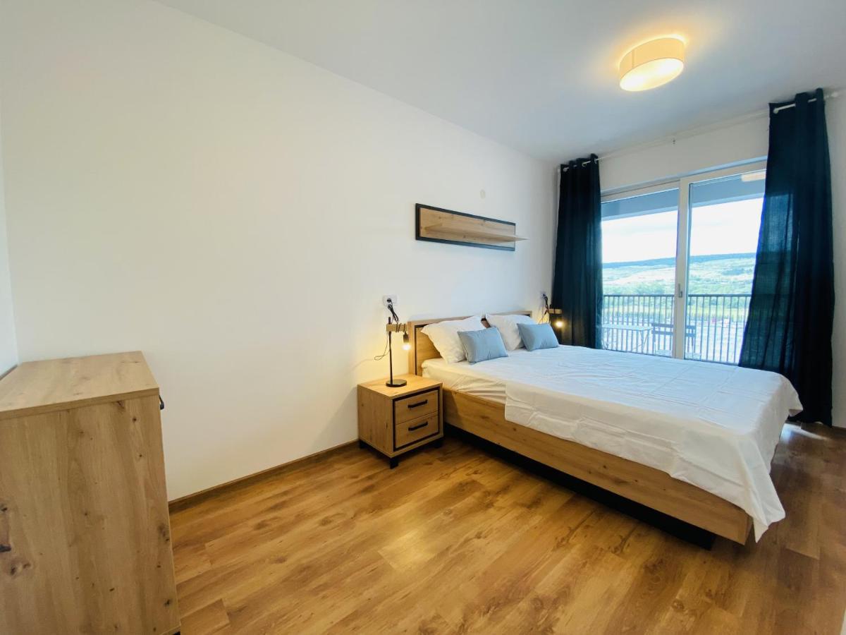 Deluxe Apartment With Balcony And Private Parking In Colvmna Residence Kluż-Napoka Zewnętrze zdjęcie