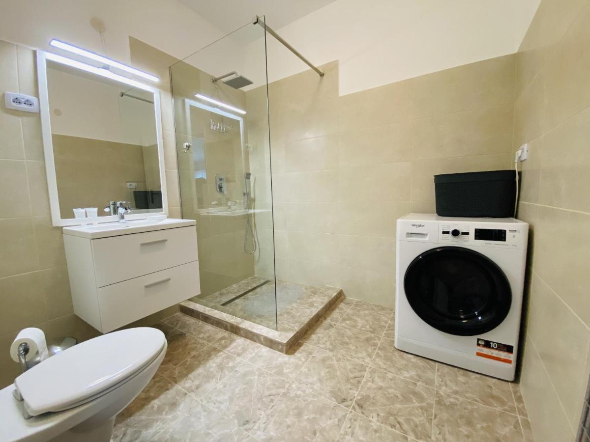 Deluxe Apartment With Balcony And Private Parking In Colvmna Residence Kluż-Napoka Zewnętrze zdjęcie