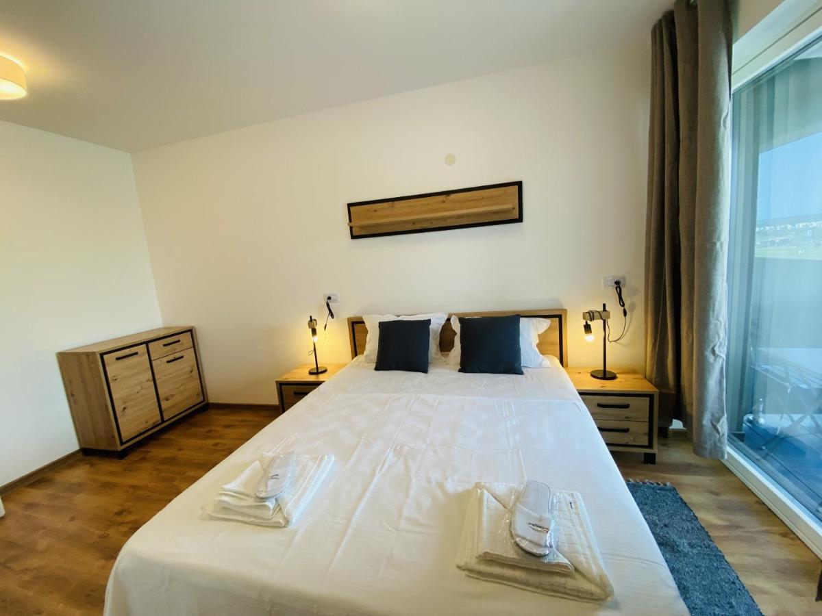 Deluxe Apartment With Balcony And Private Parking In Colvmna Residence Kluż-Napoka Zewnętrze zdjęcie